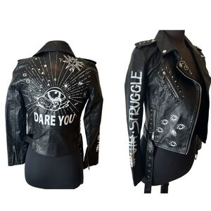Yilanuoyi Occult Wiccan Faux Leather Jacket with Silver Metal Accents Size Small